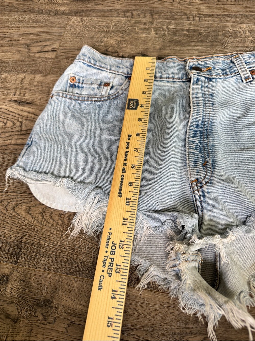 Levi's Light Blue Distressed Frayed Hem Denim Shorts - Picture 5 of 7